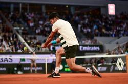 爱游戏中国-世界网球队力克欧洲网球队，阿尔卡拉斯三分雨点燃全场的简单介绍