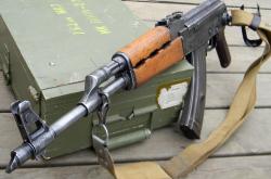 爱游戏体育官网-火箭横扫辽宁队，库里连续得分拉开差距，一场跨越时空的篮球对话