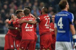 爱游戏官方-拜仁慕尼黑客场战平沙尔克，稳居积分榜首的简单介绍