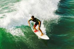 爱游戏-红龙咆哮东亚岛国，2026世界杯焦点战，威尔士如何以战术纪律爆冷日本