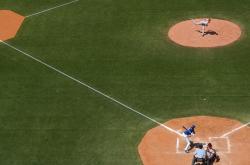 爱游戏在线-文班亚马加时封神！深圳队鏖战险胜山西，新星闪耀成关键先生