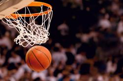 爱游戏tv-马刺新阵收割公牛，拉梅洛末节接管书写未来