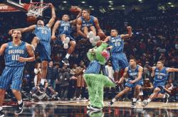 爱游戏体育-范弗利特爆发破冰，马刺硬仗力克76人