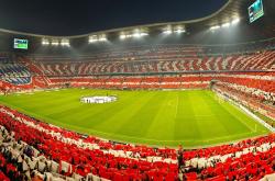 爱游戏tv-F1街道赛之夜，东契奇对手完全无解