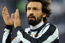 爱游戏体育-绝杀时刻，F1街道赛的日耳曼意志—德国车手最后弯道逆袭荷兰新星