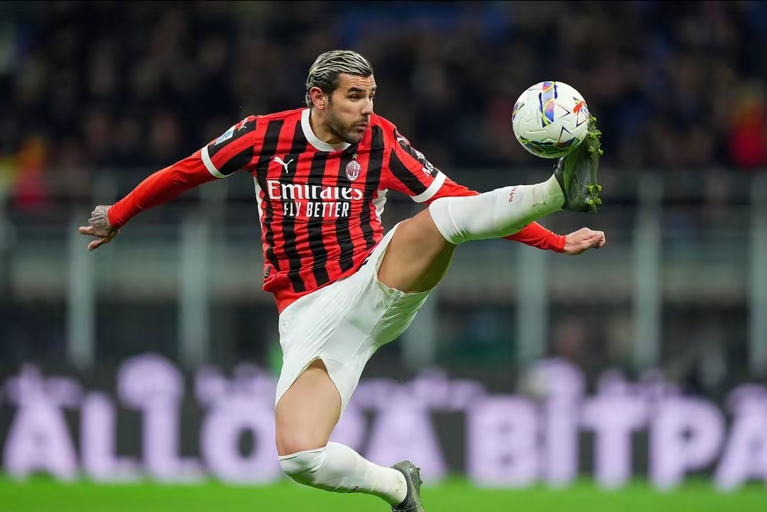 AC米兰客场战平桑普多利亚，难分胜负