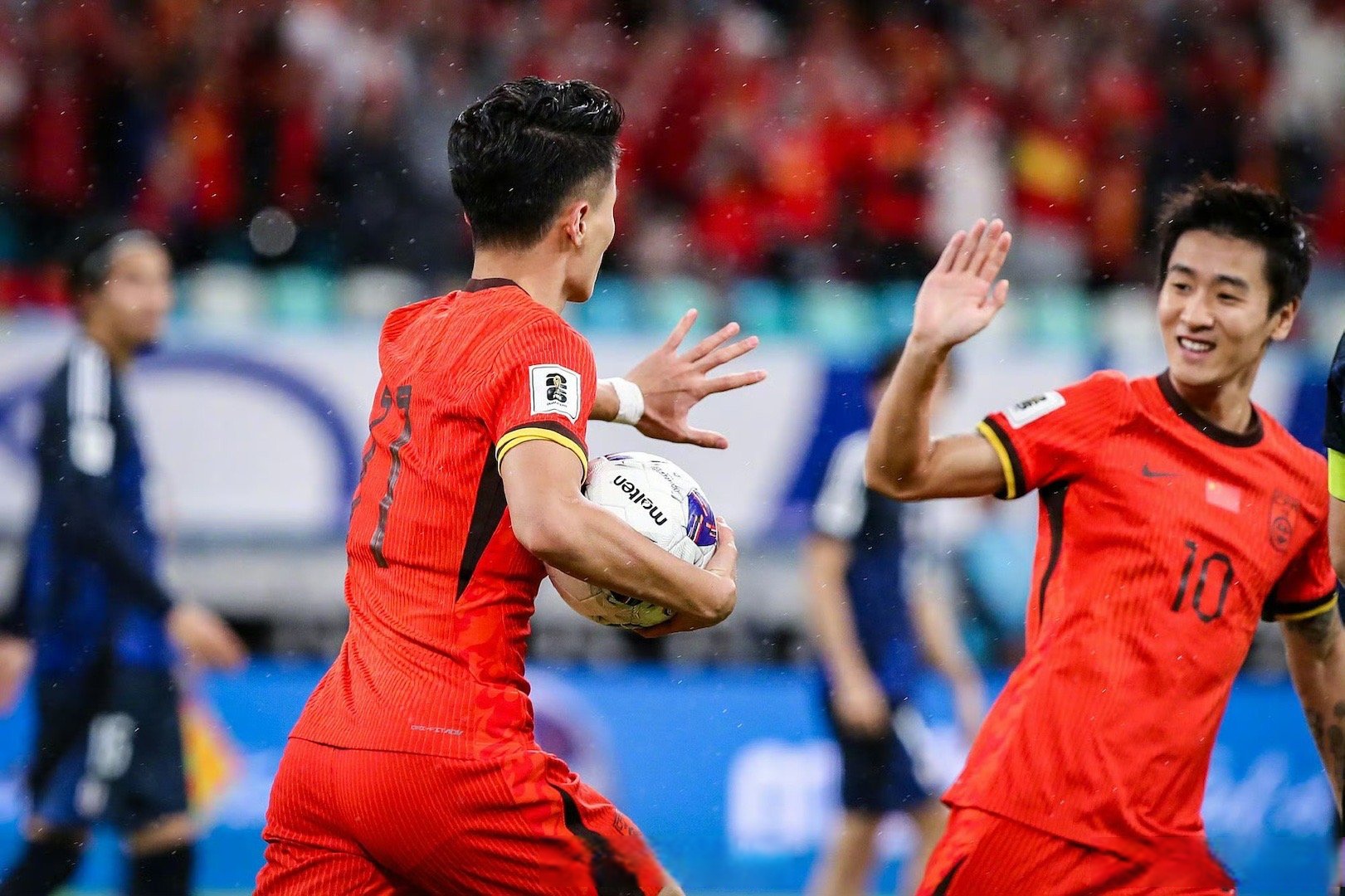 关于精妙配合,锋无懈可击,国家队战胜对手的信息 关于精妙配合,锋无懈可击,国家队战胜对手的信息