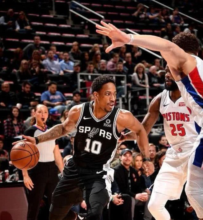 轰炸团装帧重霸他将缺战马刺的简单介绍