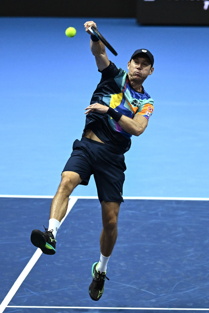 世界网球队完胜澳大利亚网球队,瓦林卡统治全场的简单介绍 世界网球队完胜澳大利亚网球队,瓦林卡统治全场的简单介绍