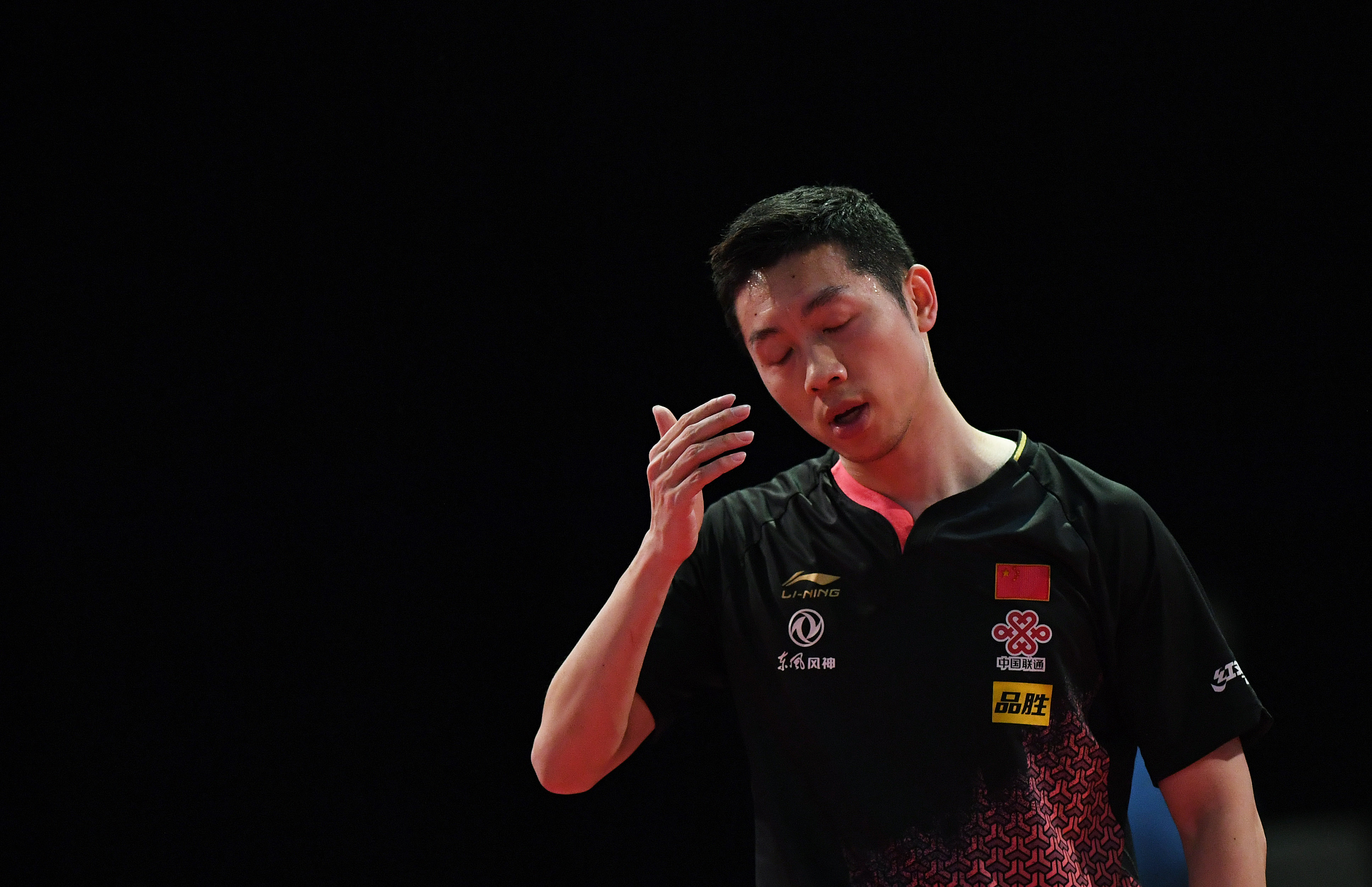 包含瑞典乒乓球队爆冷中国乒乓球队，许昕高光表现的词条