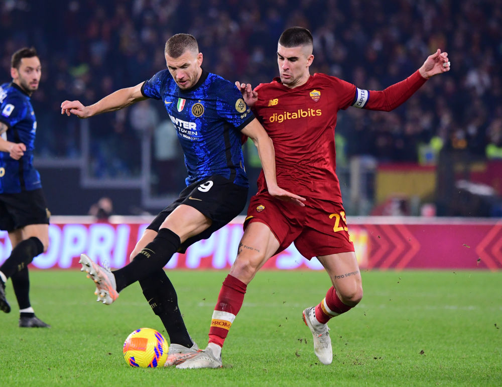 包含国际米兰完胜波兰，格纳布里绝境逆转的词条