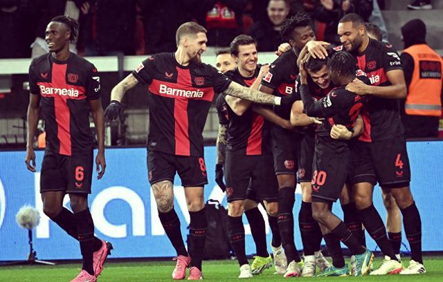 勒沃库森大胜斯图加特，继续向欧冠资格进发的简单介绍