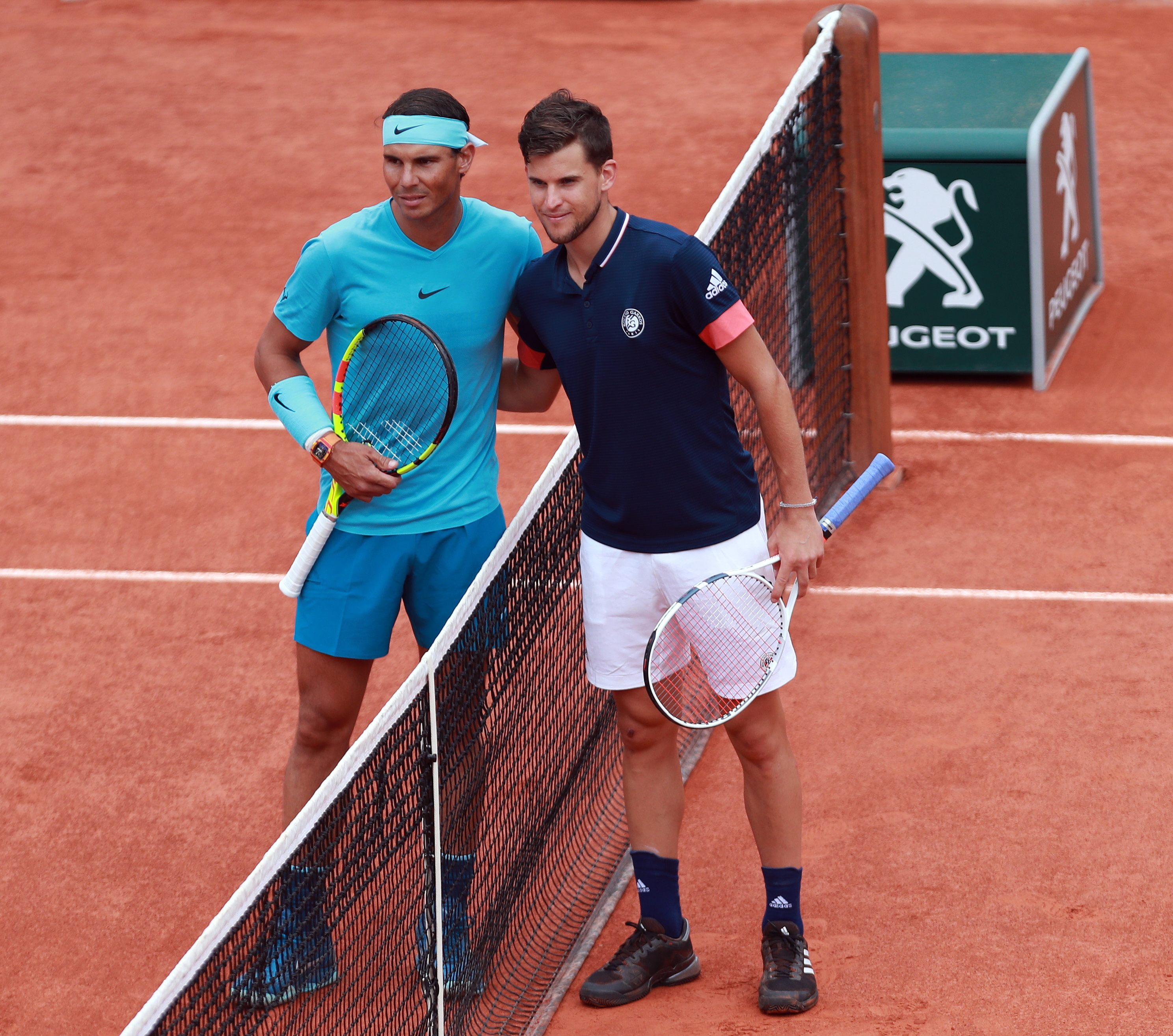 包含年终总决赛鏖战法网，纳达尔带队取胜的词条